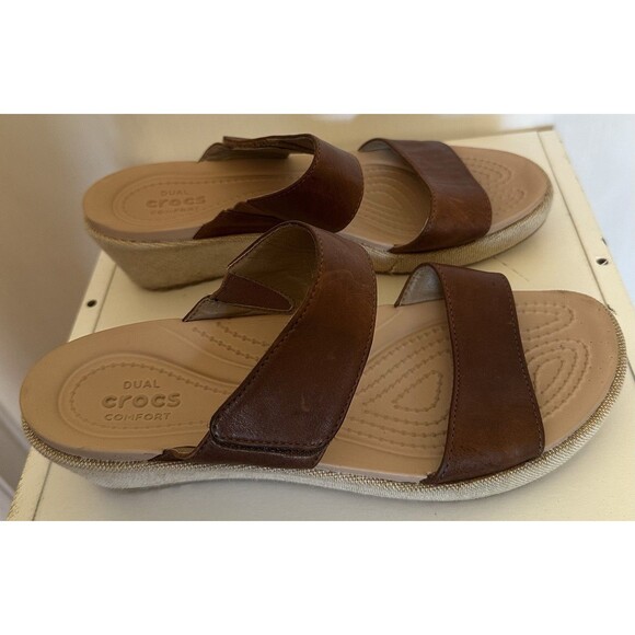 Crocs Women’s W9 Dual Comfort Brown Leather Slide Sandals Adjustable Straps - Picture 2 of 6